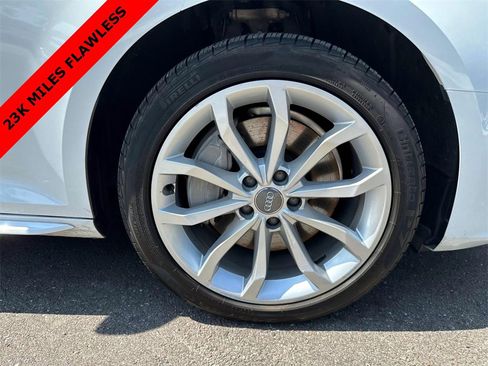 Used 2019 Audi A4 2.0T Premium w/ Convenience Package image 9