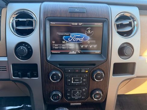 Used 2014 Ford F150 Lariat w/ Lariat Chrome Package image 18