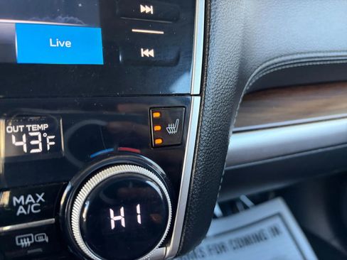 Used 2018 Subaru Outback 3.6R Touring image 23