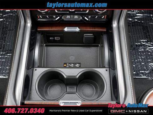 Used 2023 GMC Yukon Denali Ultimate image 25