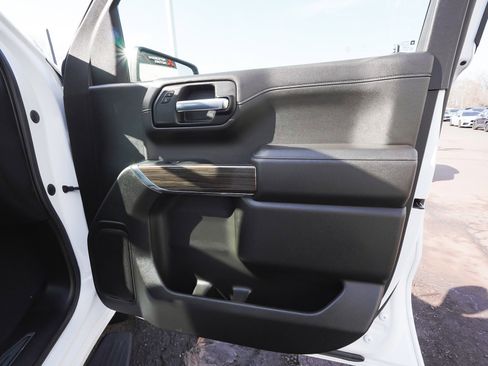 Used 2021 Chevrolet Silverado 1500 LT image 13