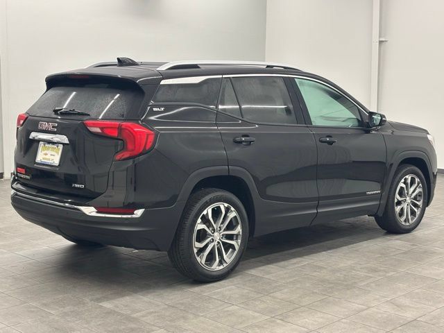Used 2020 GMC Terrain SLT w/ Preferred Package AWD/4WD image 2
