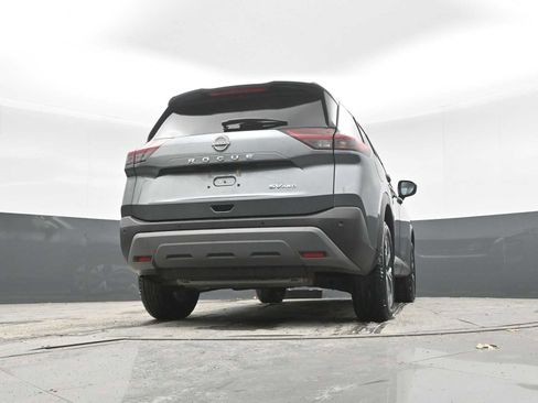 Used 2023 Nissan Rogue SV image 47