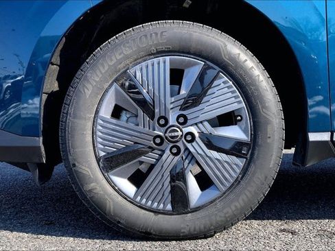 Used 2025 Nissan Murano SL image 8