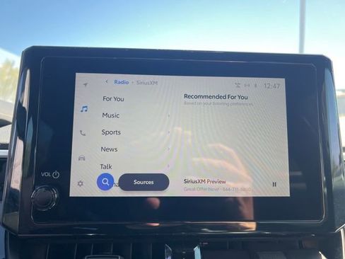 Used 2024 Toyota Corolla SE image 18