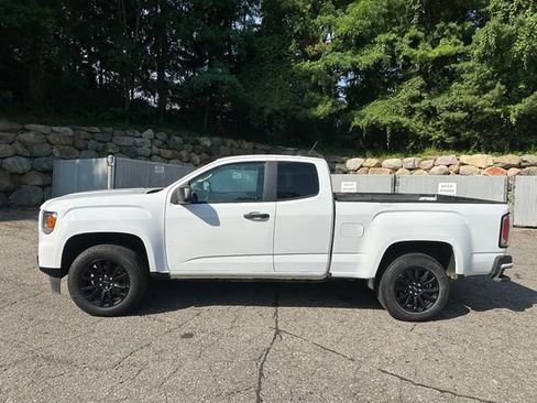 Used 2022 GMC Canyon Elevation Standard w/ Convenience Package AWD/4WD image 2