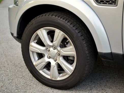 Used 2016 Land Rover LR4 HSE Silver Edition AWD/4WD image 44