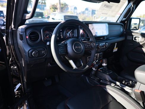 New 2026 Jeep Gladiator Rubicon AWD/4WD image 13