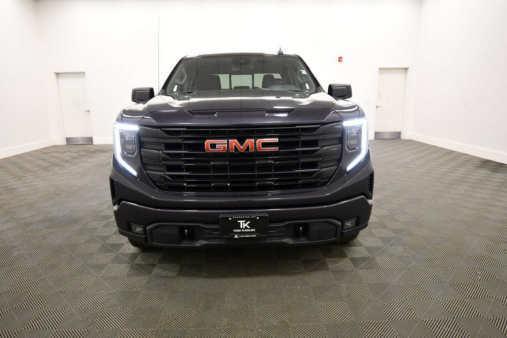 Used 2023 GMC Sierra 1500 Elevation w/ Preferred Package AWD/4WD image 11