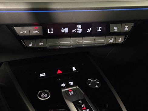 Used 2024 Audi Q4 e-tron Premium Plus w/ Premium Plus AWD/4WD image 20