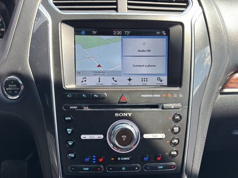 Used 2017 Ford Explorer Platinum AWD/4WD image 10