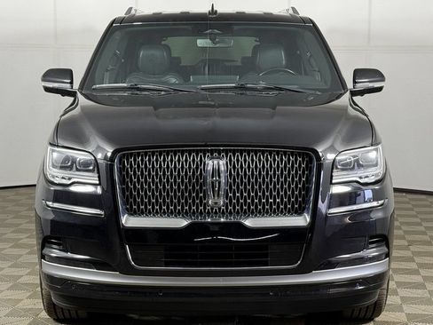 Used 2024 Lincoln Navigator L 4WD image 13