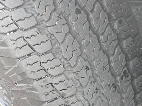 Used 2023 Toyota Tacoma SR image 4