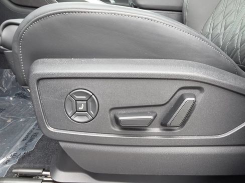 Used 2025 Audi SQ5 Premium Plus AWD/4WD image 12