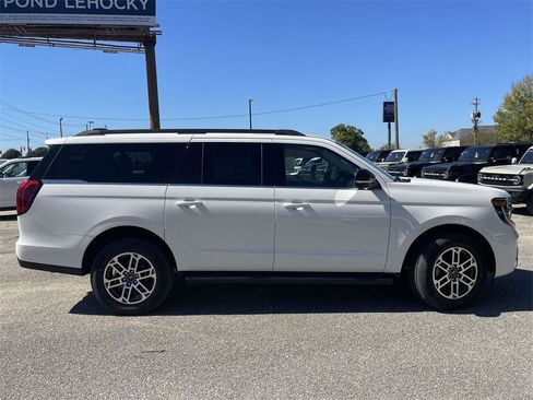 New 2025 Ford Expedition Max Active image 2