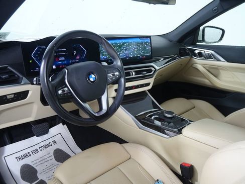 Certified 2024 BMW 430i Convertible w/ Convenience Package image 12