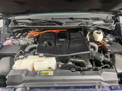 Used 2022 Toyota Tundra Platinum w/ Advanced Package RWD image 31