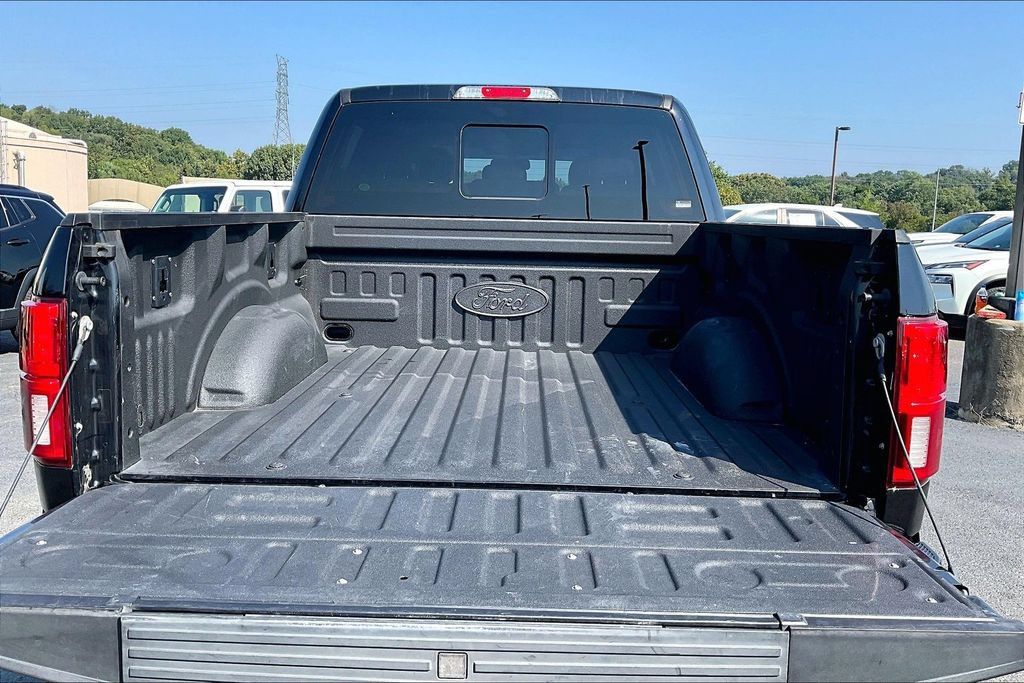 Used 2020 Ford F150 Lariat w/ Equipment Group 502A Luxury AWD/4WD image 9