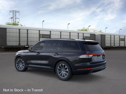 New 2026 Lincoln Aviator Premiere image 4
