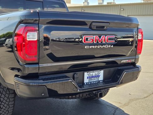 Used 2023 GMC Canyon AT4X AWD/4WD image 5