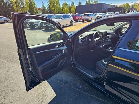 New 2026 Genesis G70 2.5T Prestige image 20