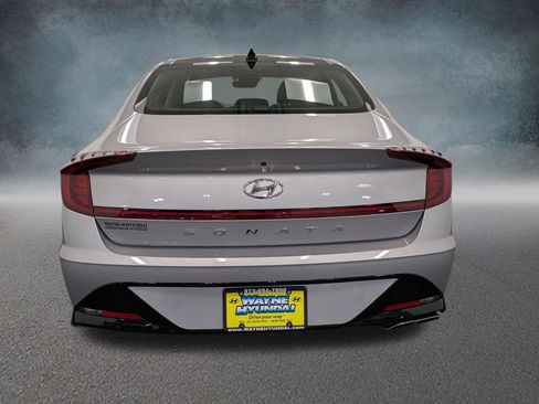 Used 2023 Hyundai Sonata SEL w/ Convenience Package FWD image 5