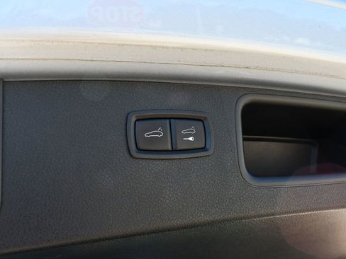 Used 2016 Porsche Macan S image 17