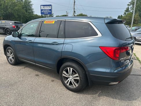 Used 2017 Honda Pilot EX image 2
