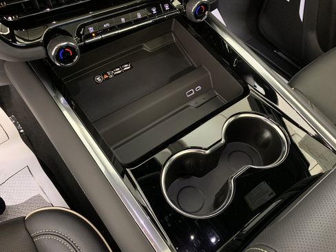 New 2026 Chevrolet Tahoe Premier w/ Sun And Tow Package image 33