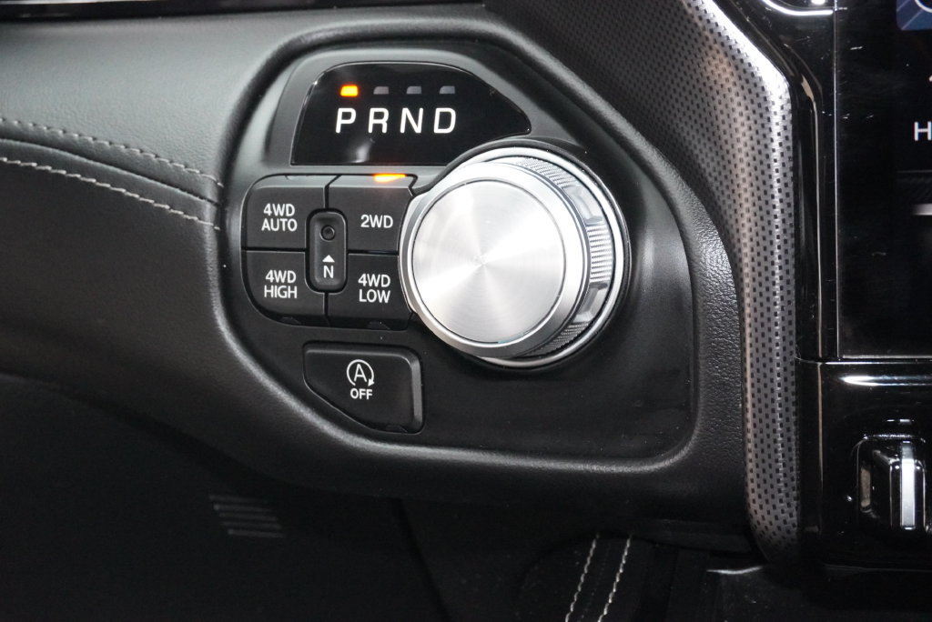 Used 2025 RAM 1500 Limited AWD/4WD image 20