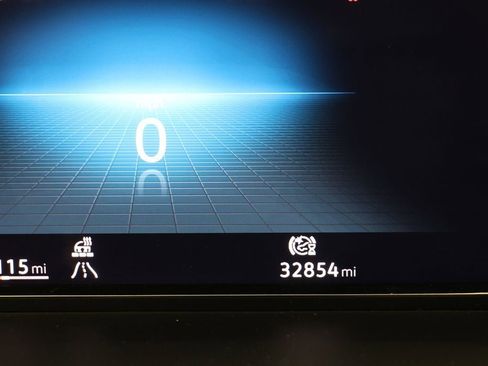 Used 2025 Volkswagen Atlas SE image 20