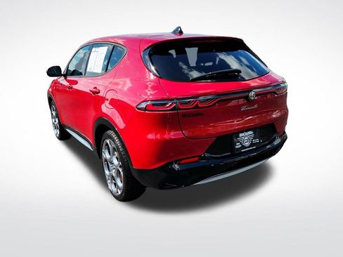 Used 2024 Alfa Romeo Tonale Ti w/ Premium Interior Package image 6