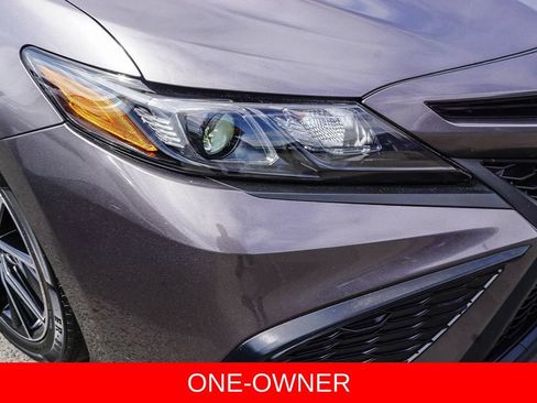 Used 2023 Toyota Camry SE FWD image 10