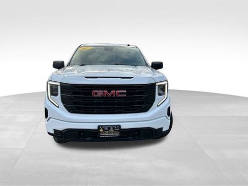 Used 2023 GMC Sierra 1500 Pro w/ Graphite Edition image 10
