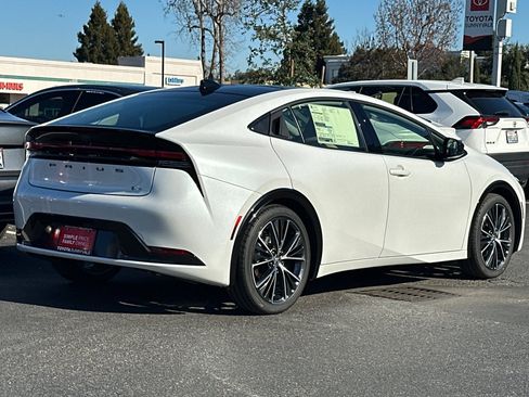 New 2026 Toyota Prius XLE image 3