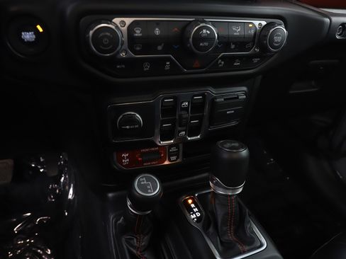 Used 2023 Jeep Wrangler Rubicon w/ Dual Top Group image 20