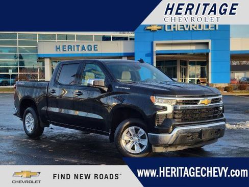 Used 2025 Chevrolet Silverado 1500 LT image 1