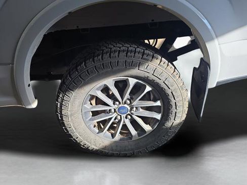 Used 2020 Ford F150 XLT w/ Equipment Group 302A Luxury AWD/4WD image 25