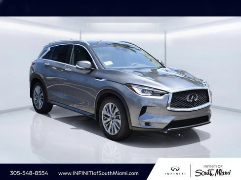 Used 2025 INFINITI QX50 Luxe AWD/4WD image 3