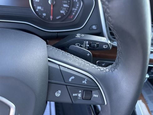 Used 2024 Audi Q5 2.0T Premium image 34