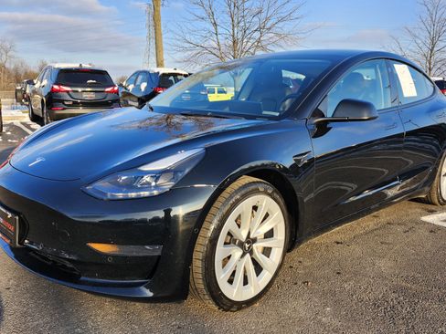 Used 2022 Tesla Model 3 image 13