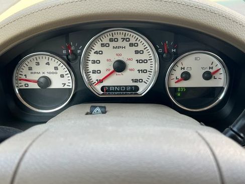 Used 2004 Ford F150 XLT AWD/4WD image 23