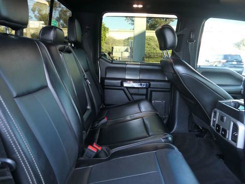 Used 2019 Ford F150 Lariat image 26