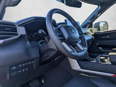 Used 2025 Toyota Tundra Limited image 10