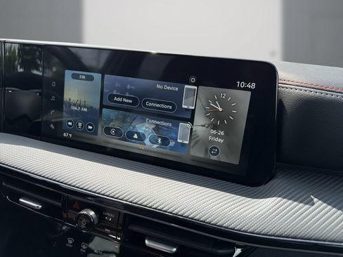 Used 2025 Nissan Kicks SR FWD image 19