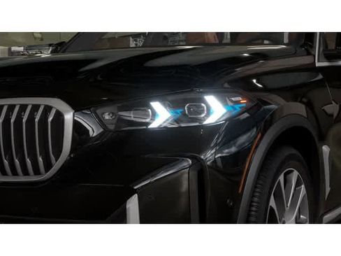 Used 2026 BMW X5 xDrive40i w/ Premium Package image 6