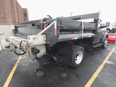 Used 2016 RAM 5500 Tradesman w/ Power Accessory Group image 5