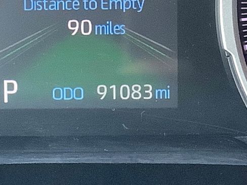 Used 2020 Toyota RAV4 XLE image 21