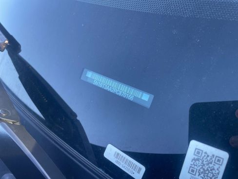 Used 2023 Nissan Rogue S image 29