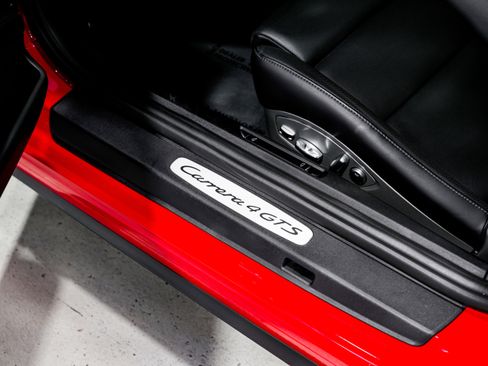 Used 2015 Porsche 911 Carrera 4 GTS w/ Bose Audio Package image 24